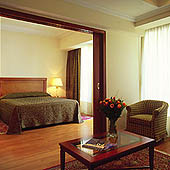 Electra Hotel