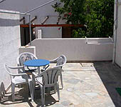 Flora Apartments