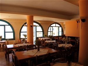 Grotta Hotel