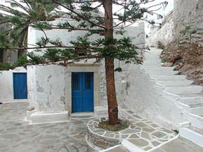 hotels in Naxos Town (castle area), Naxos