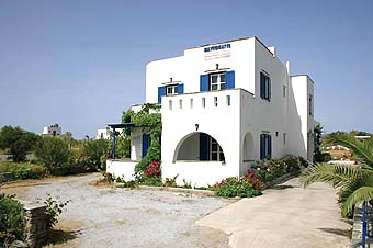 studios in Saint George, Naxos