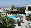 Summerland Holidays in Naxos, hotel and pool