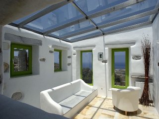 Manos Villa - Paros Island
