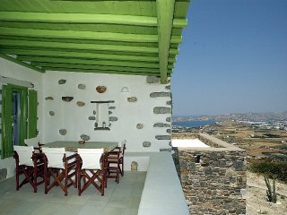 Manos Villa - Paros Island