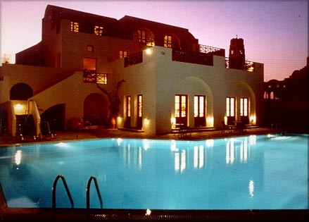 Fira pool view