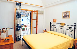 Hotels in kamari, Santorini
