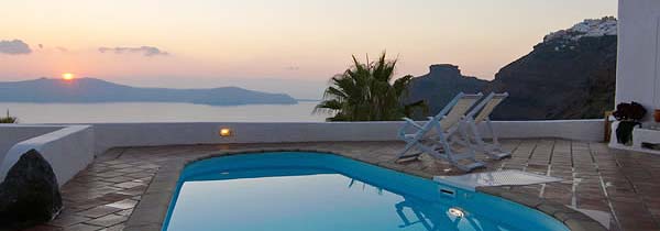 swimming pool swimming pool
