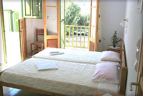 Morfeas Pension - Sifnos Island
