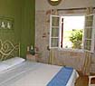 Twin bedroom