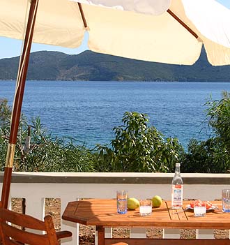 Korali Cottages in Agios Dimitrios, Alonissos. Cottages and Studio on the beach with magnificent view