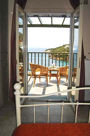 Hotels in Megali Ammos Bay, Alonissos 