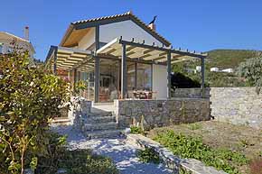 Lovely picturesque cottage practically on the beach