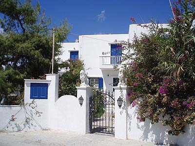 studios in Mikri Vigla, Naxos