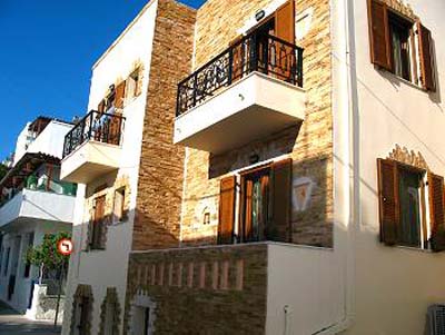 studios in Saint George, Naxos