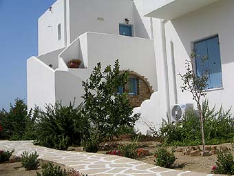 studios and apartments in Plaka Beach, Naxos