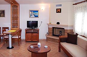 Hotels in Aprovato, Andros