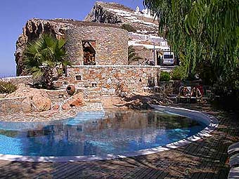 Hotels in Folegandros Town, Folegandros