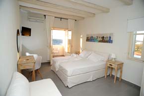 Hotels in Agios Georgios, Heraklia