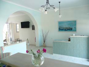 hotels in adamas, Naxos