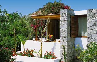 hotels in Adamas, Milos