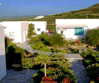 hotels in Pollonia, Milos