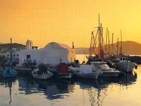 Hotels in Naoussa, paros