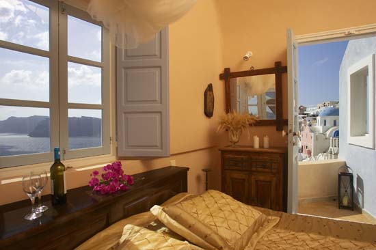 Hotels in Oia, Santorini