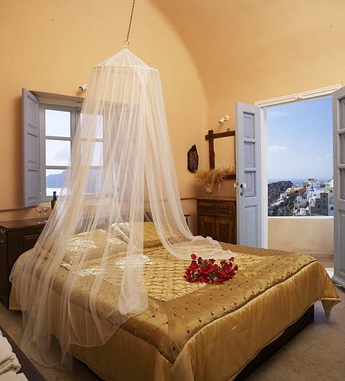 Hotels in Oia, Santorini