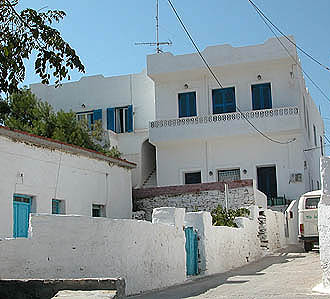 hotels in Tsigouri Beach, Schinoussa