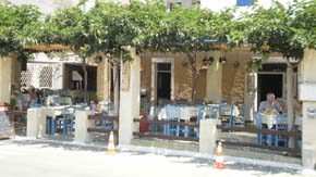 Hotels in Kini in Syros