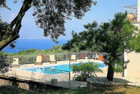 apartments in Kassiopi , corfu