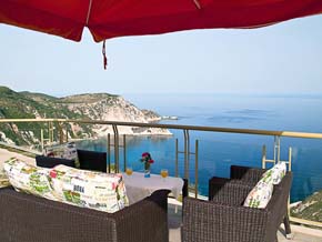 Hotels in Petani, Corfu 