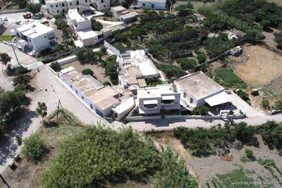 hotels in Pollonia, Milos